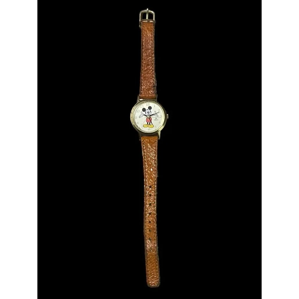 Rare 1990s Lorus Walt Disney Mickey Mouse Vintage Gold Quartz Watch New Battery - Picture 4 of 5